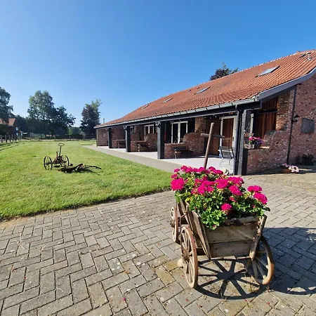 De Kroonhoeve Bed and Breakfast